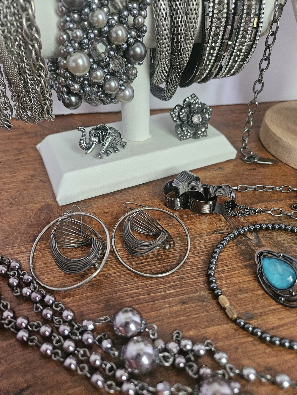 Gunmetal And Silver-tone Jewelry Lot Estate Vintage To Modern Chains And Beads - Picture 5 of 7